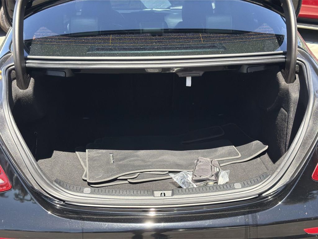 Used 2017 Mercedes-Benz E 300 image 27