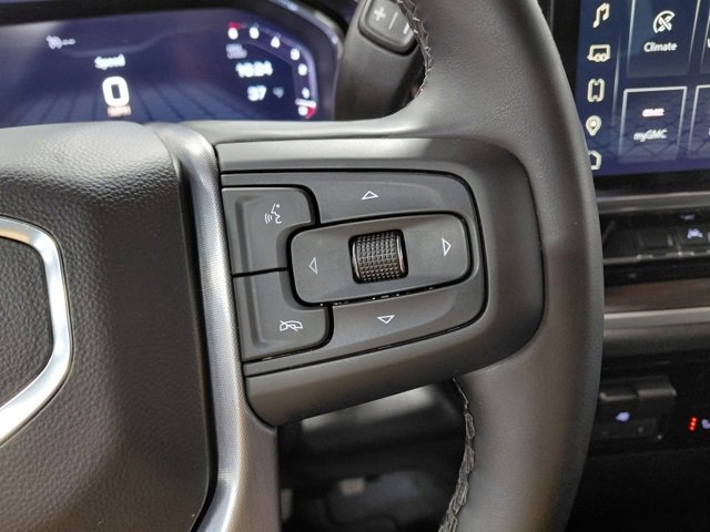 Certified 2025 GMC Sierra 1500 SLT image 38