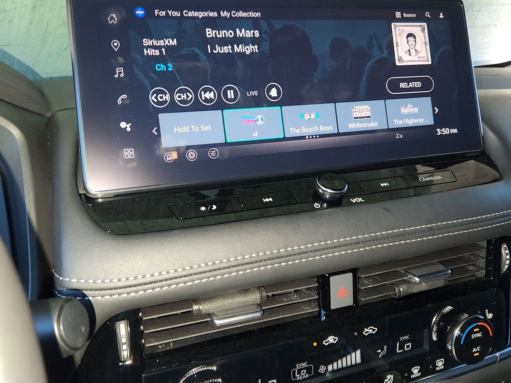 Certified 2024 Nissan Rogue SL w/ SL Premium Package image 35