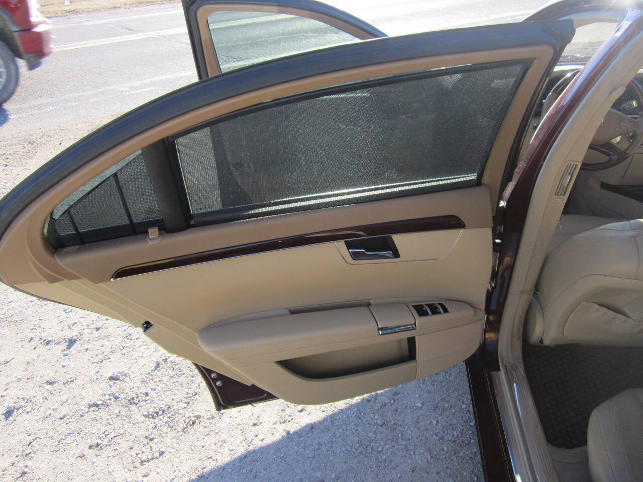 Used 2012 Mercedes-Benz S 550 4MATIC image 22