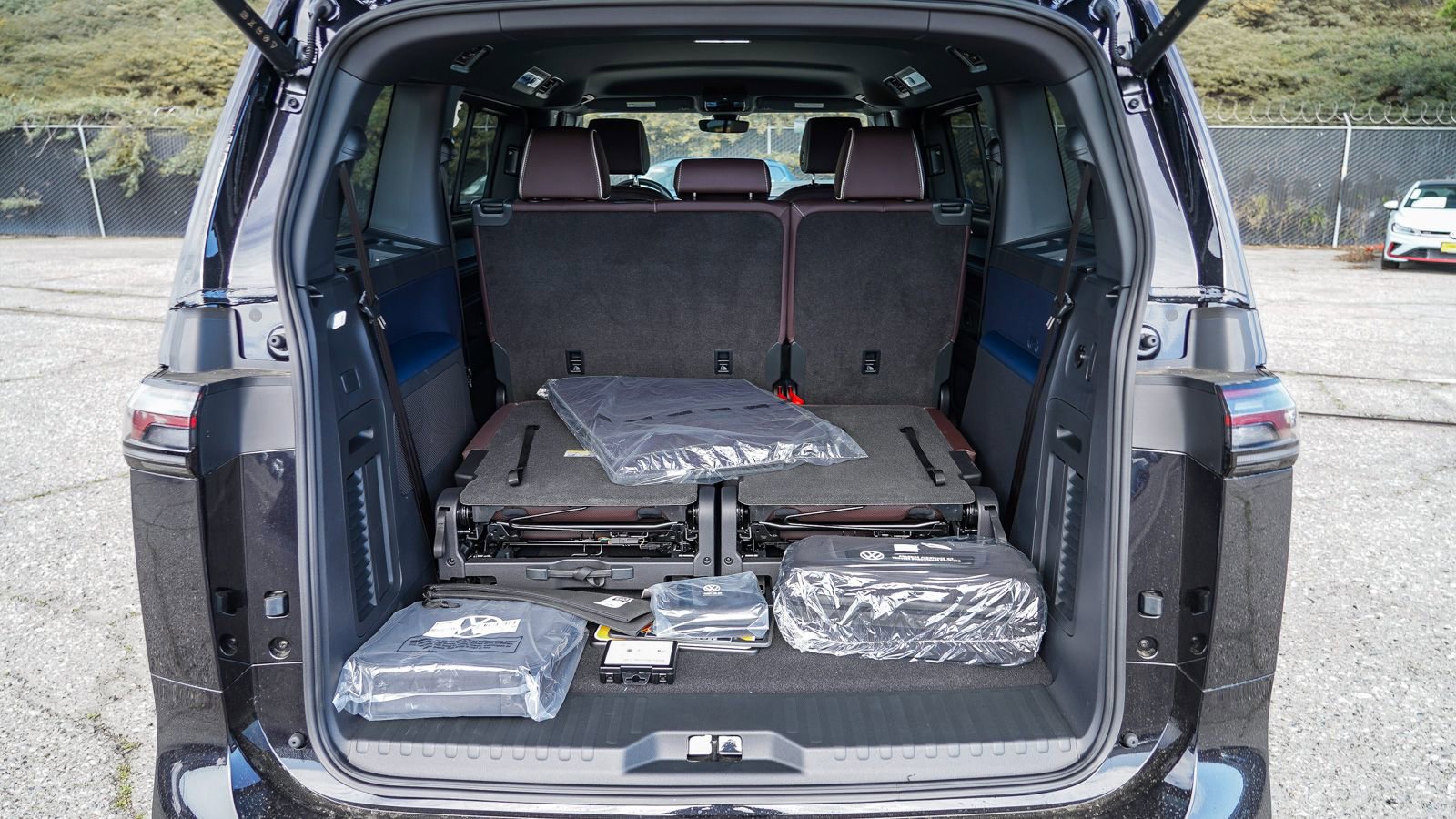 New 2025 Volkswagen ID. Buzz Pro S image 13