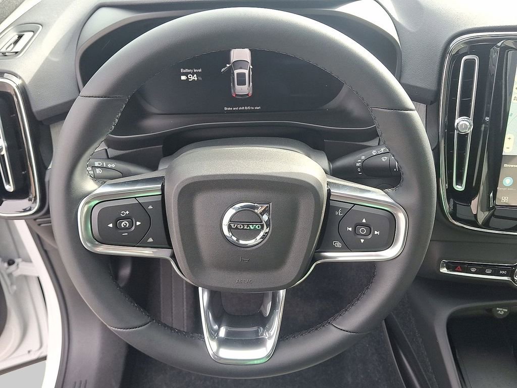 New 2026 Volvo EX40 Plus w/ Climate Package image 17