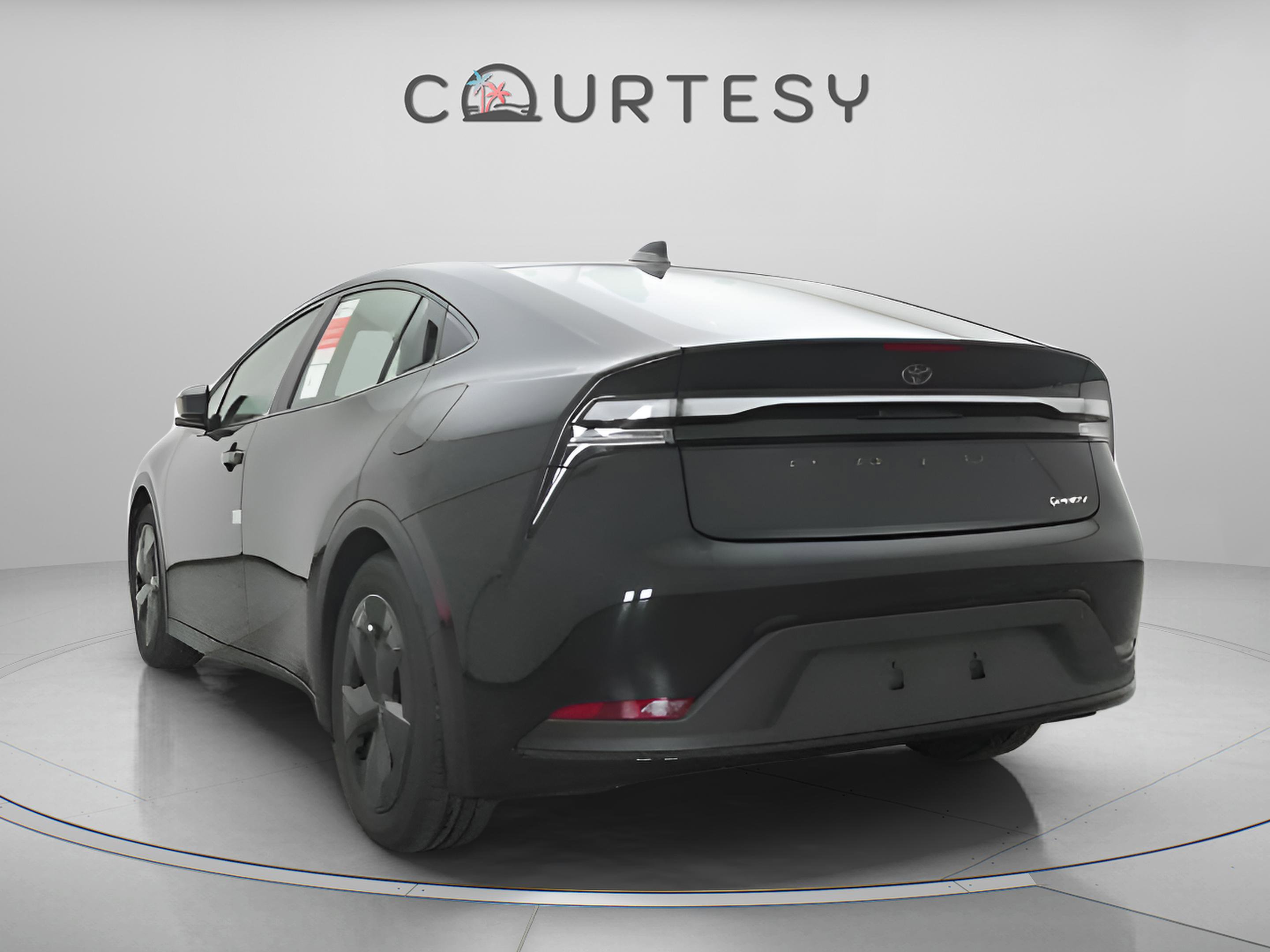 New 2025 Toyota Prius Plug-In Hybrid image 11