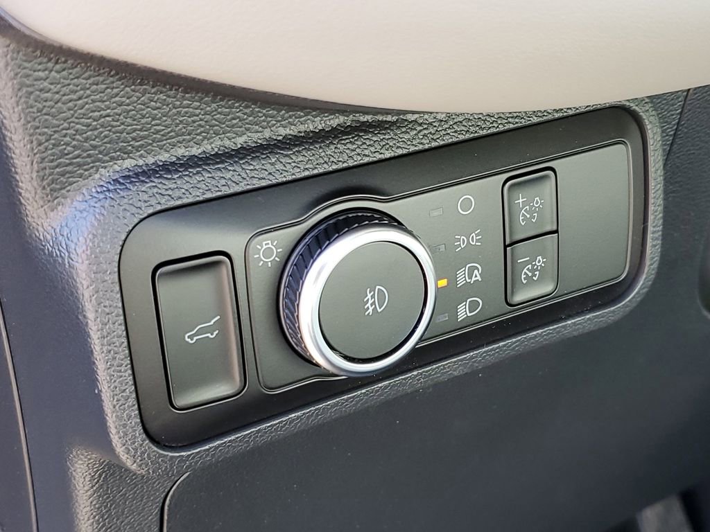 New 2026 Ford Explorer Active w/ Active Comfort Package image 13