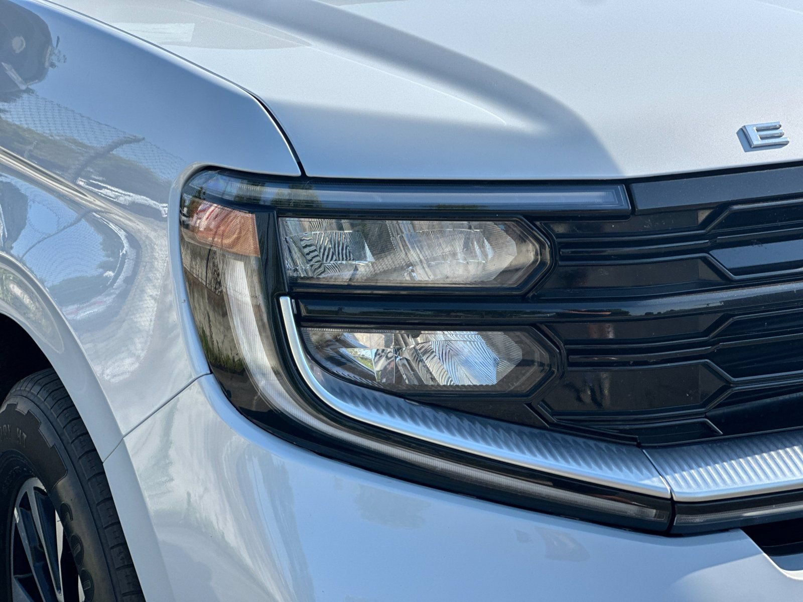 Certified 2025 Ford Expedition Platinum AWD/4WD image 32