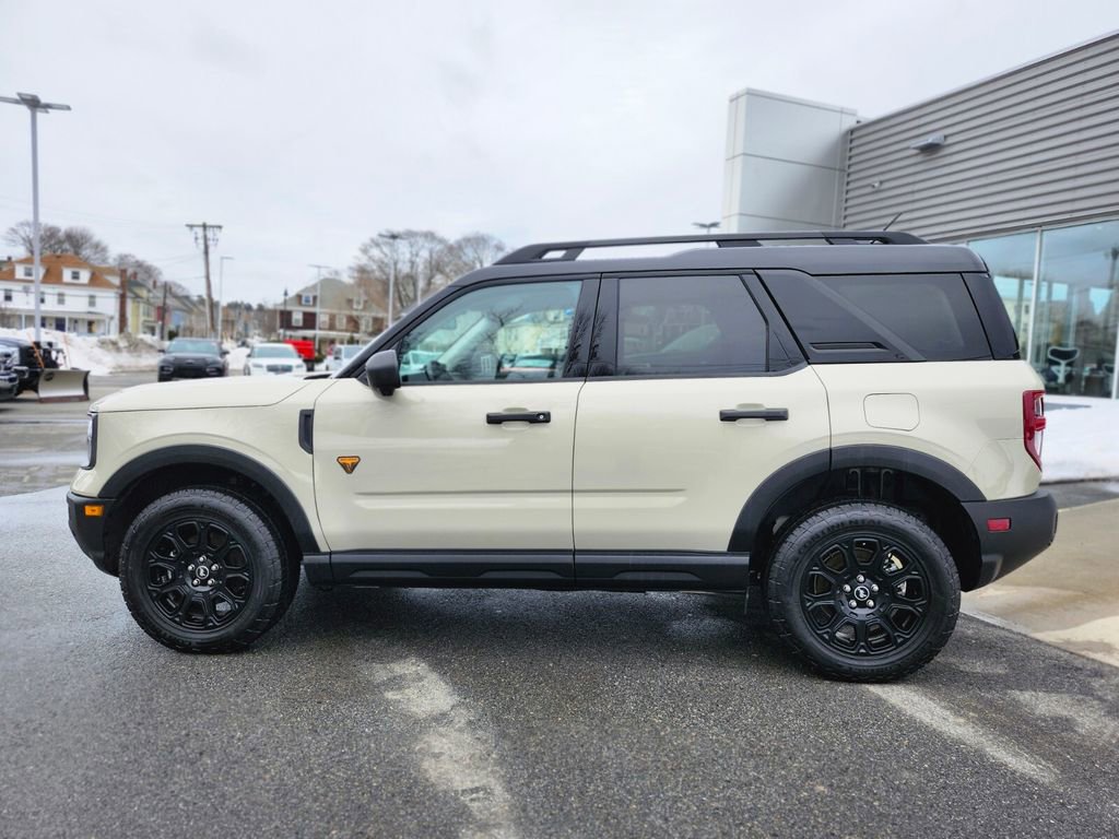 Used 2025 Ford Bronco Sport Badlands image 2