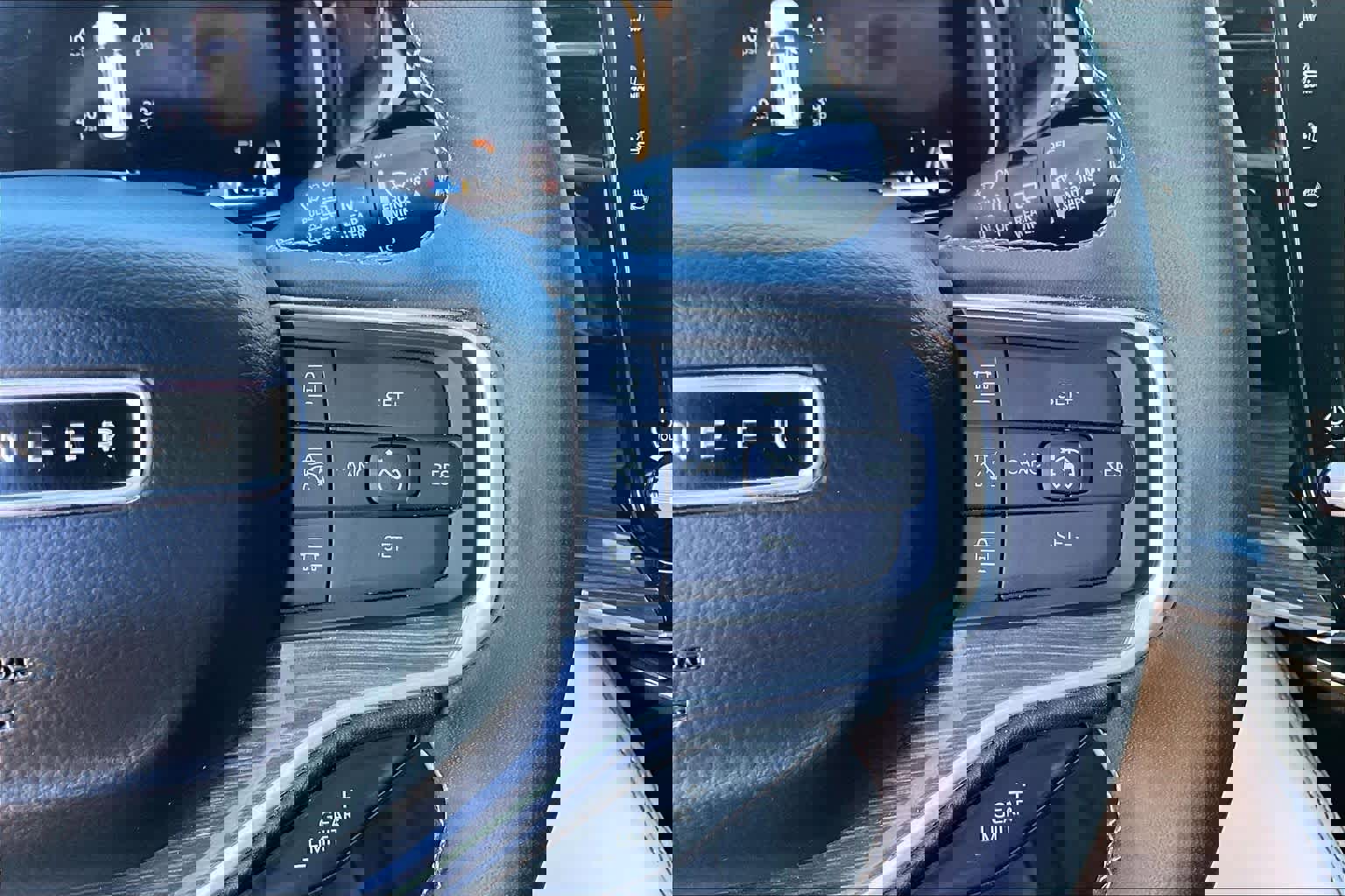 Used 2022 Jeep Wagoneer Series III w/ Premium Group I image 21