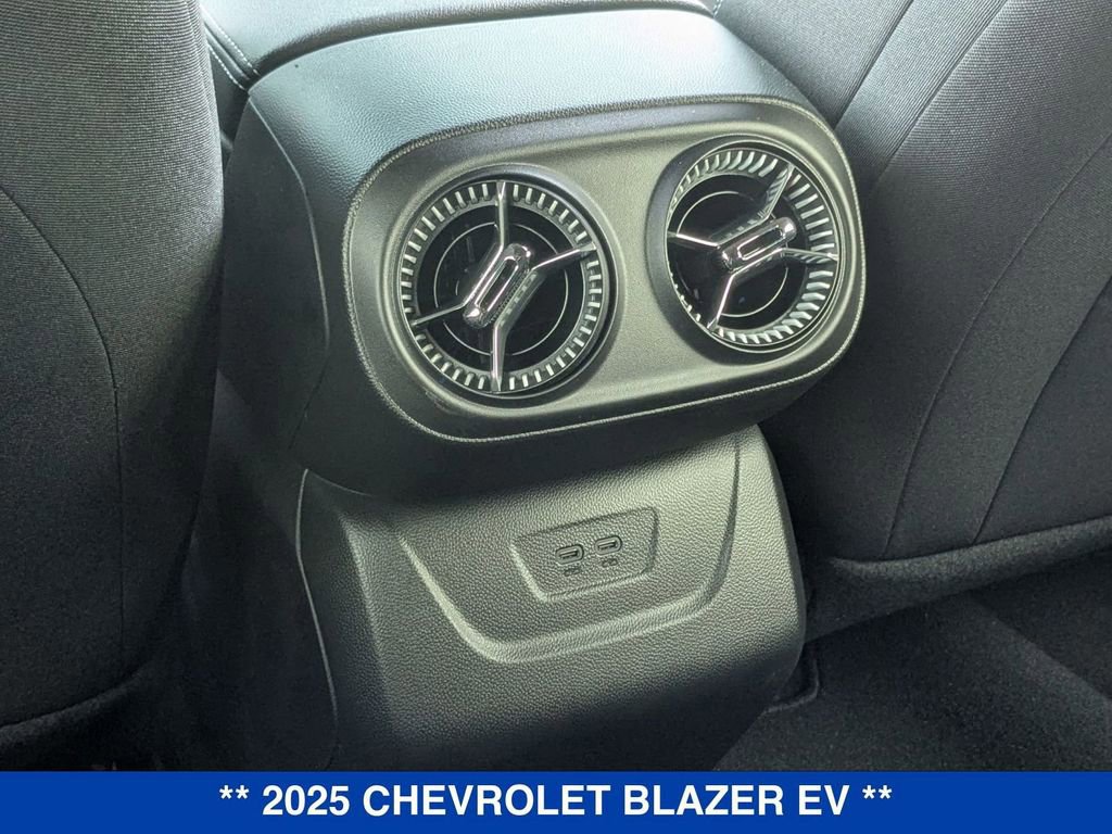 New 2025 Chevrolet Blazer EV LT image 25
