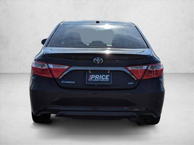 Used 2016 Toyota Camry SE image 6