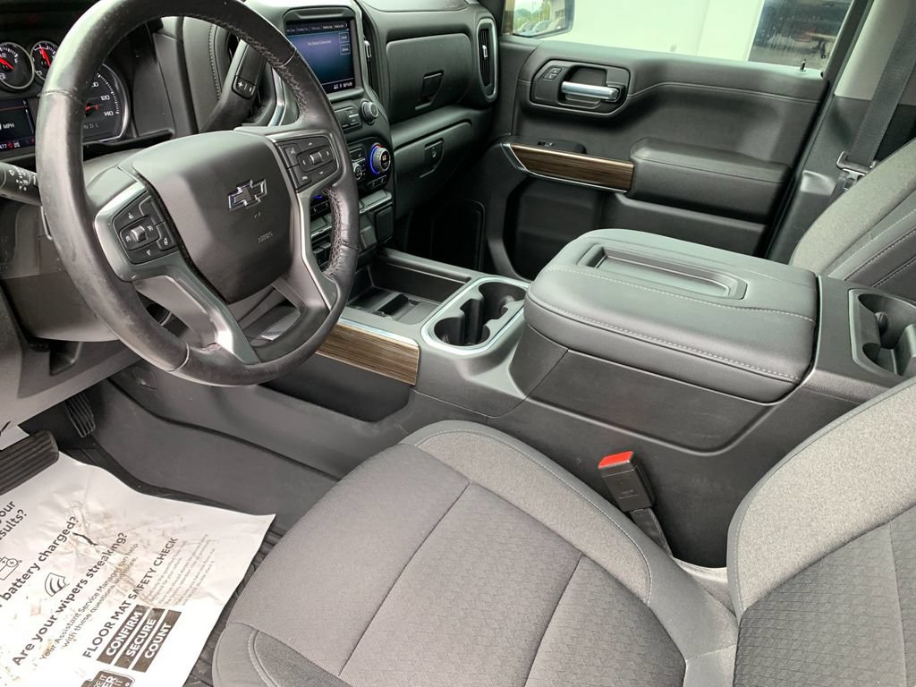Used 2021 Chevrolet Silverado 1500 LT Trail Boss w/ Bed Protection Package AWD/4WD image 11