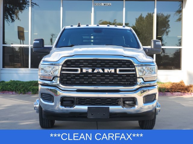 Used 2024 RAM 3500 SLT w/ Quick Order Package 2YG SLT AWD/4WD image 2