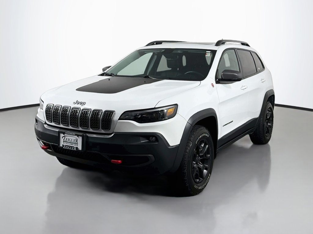 Used 2019 Jeep Cherokee Trailhawk AWD/4WD image 3