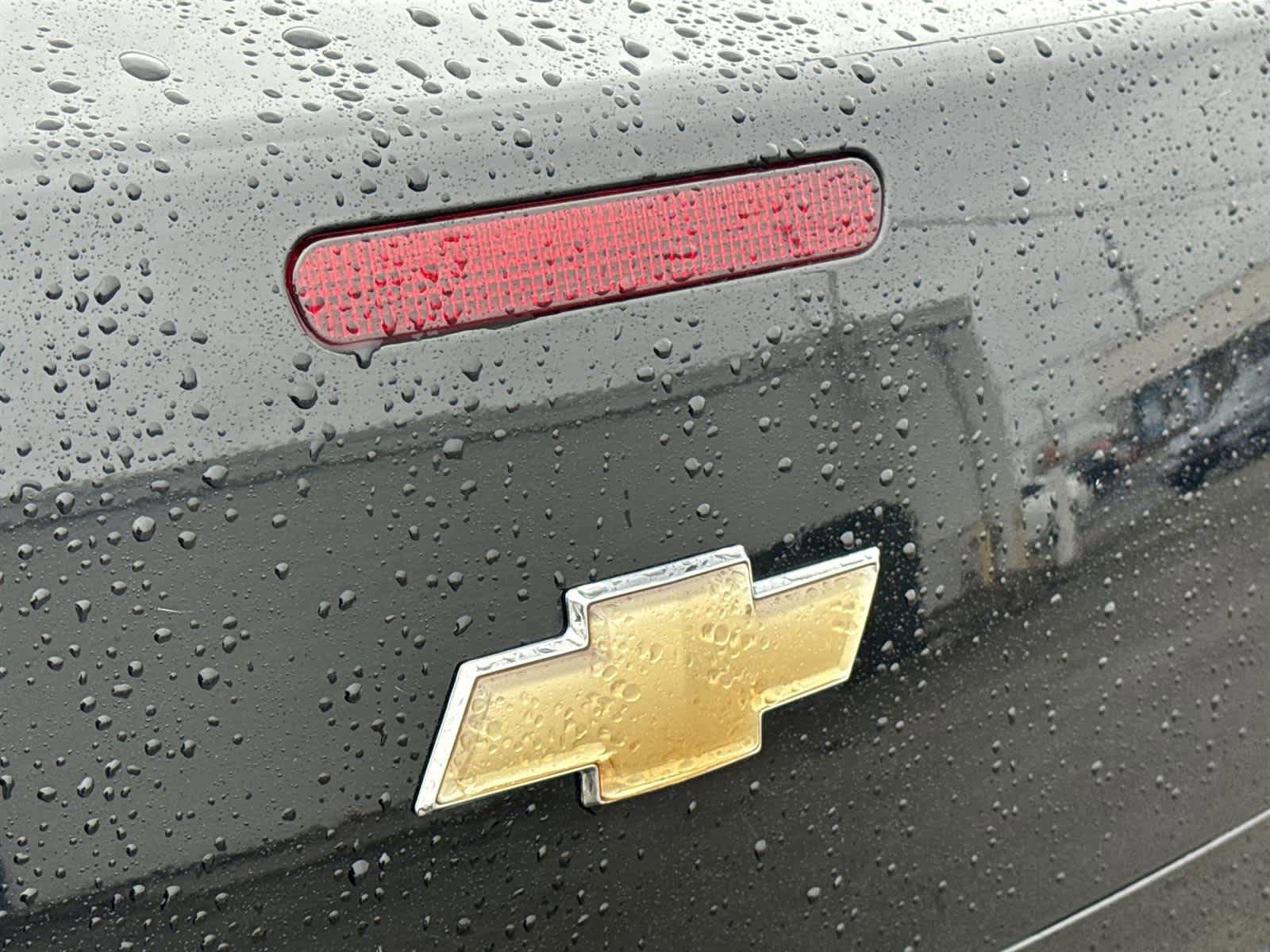 Used 2015 Chevrolet Impala LT w/ LT Sunroof Package image 11