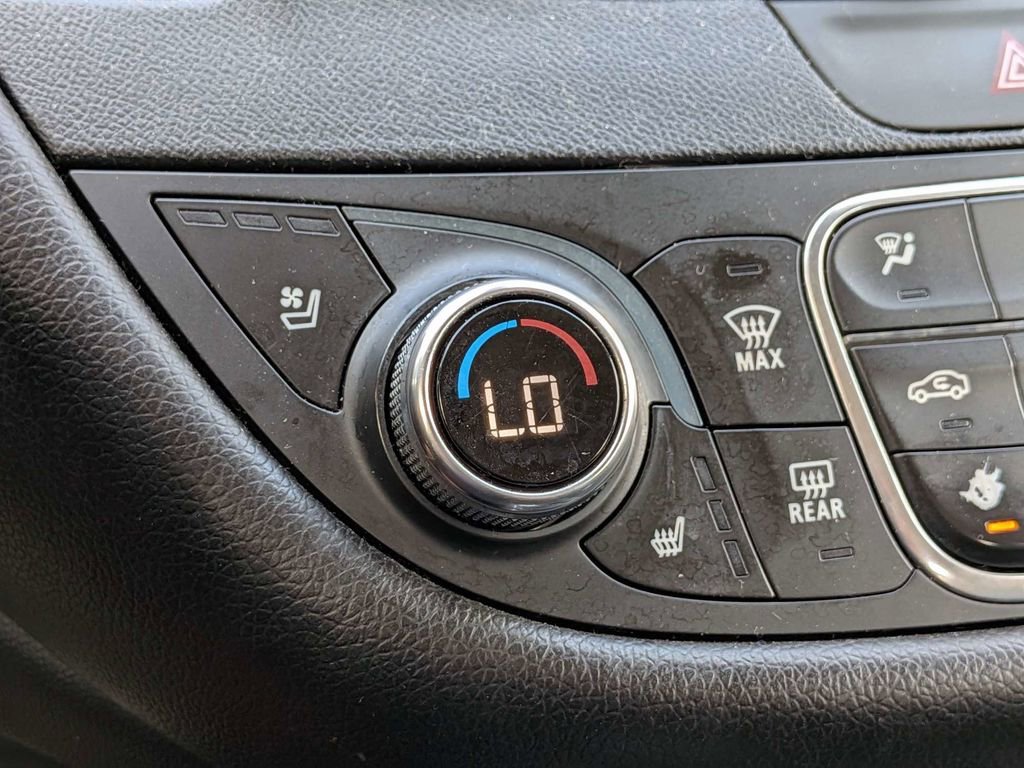 Used 2020 Chevrolet Malibu Premier image 19