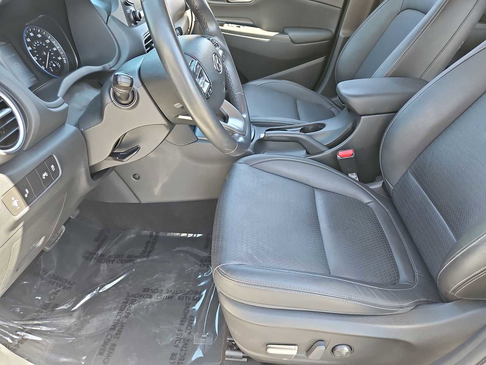 Certified 2021 Hyundai Kona Limited w/ Cargo Package FWD image 16