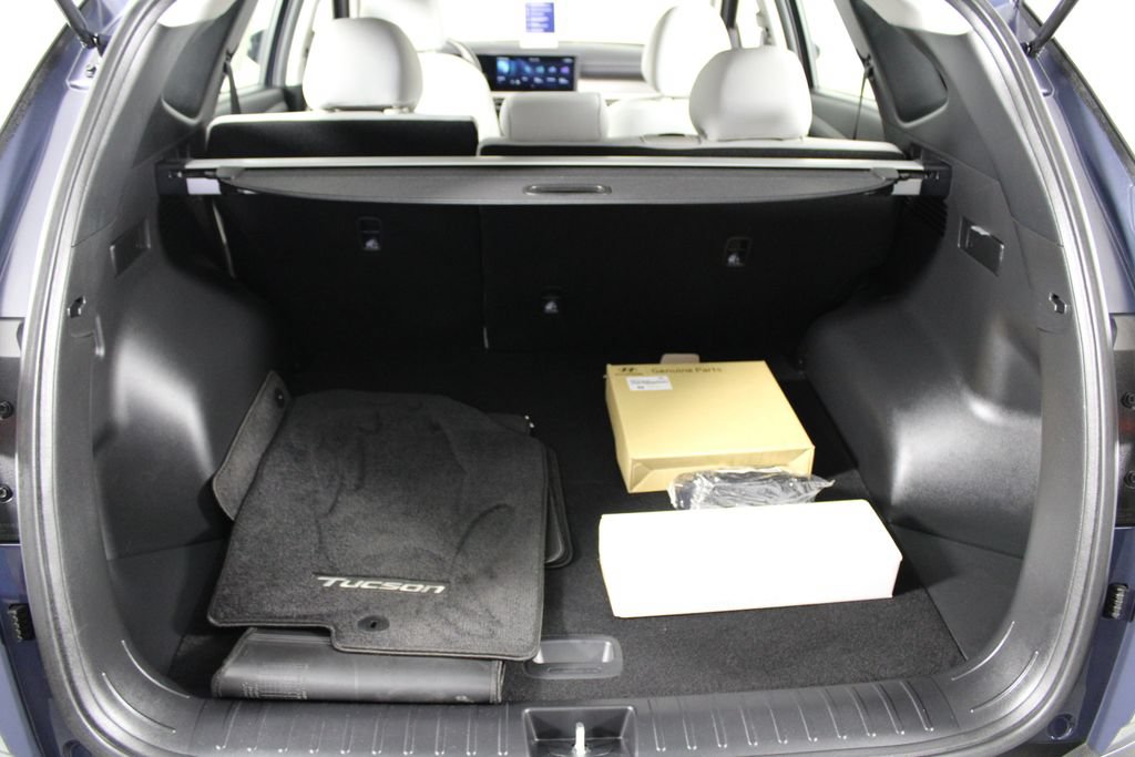 Certified 2026 Hyundai Tucson SE FWD image 17