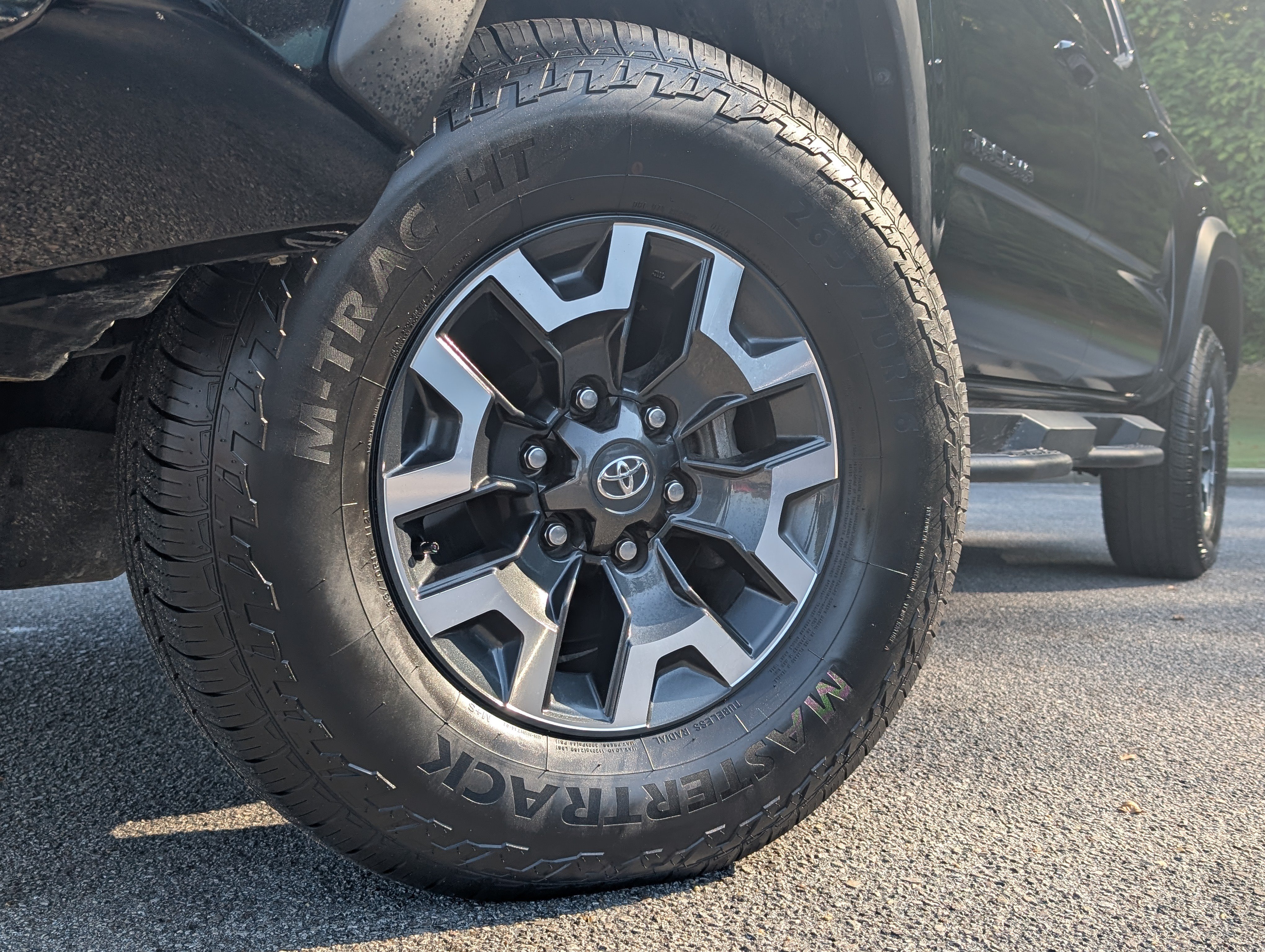 Used 2022 Toyota Tacoma TRD Off-Road w/ TRD Premium Off Road Package RWD image 38