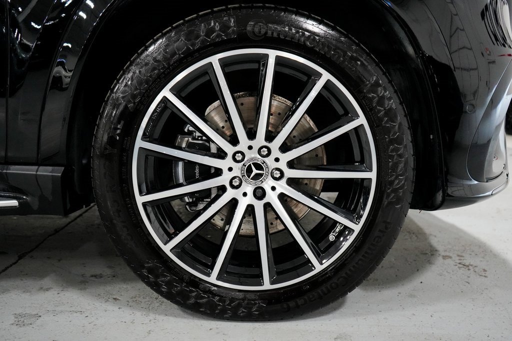 Used 2024 Mercedes-Benz GLS 580 4MATIC image 27