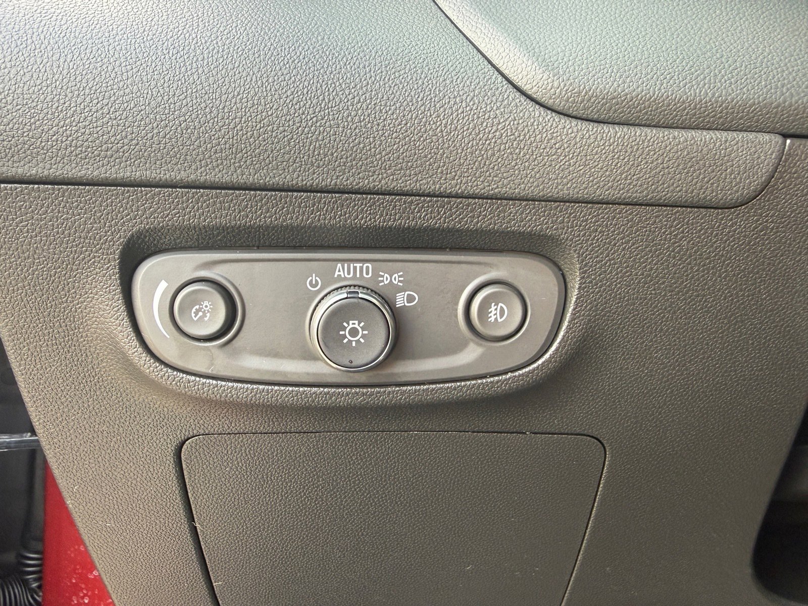 Used 2023 Buick Encore GX Select w/ Sport Touring Package image 28