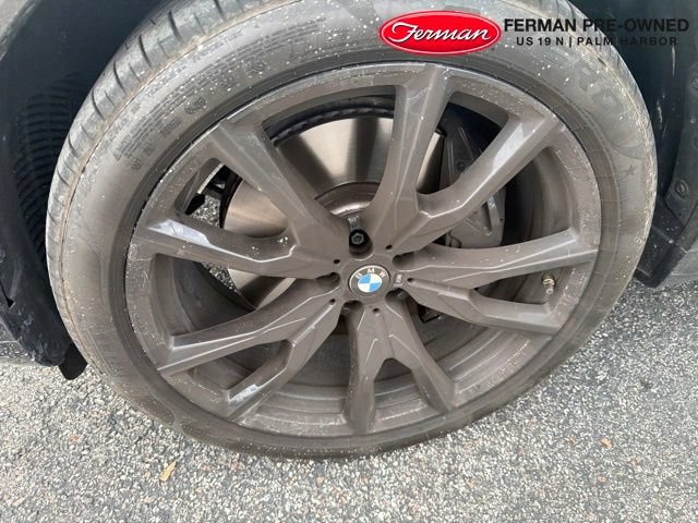 Used 2026 BMW X7 xDrive40i w/ M Sport Package AWD/4WD image 4