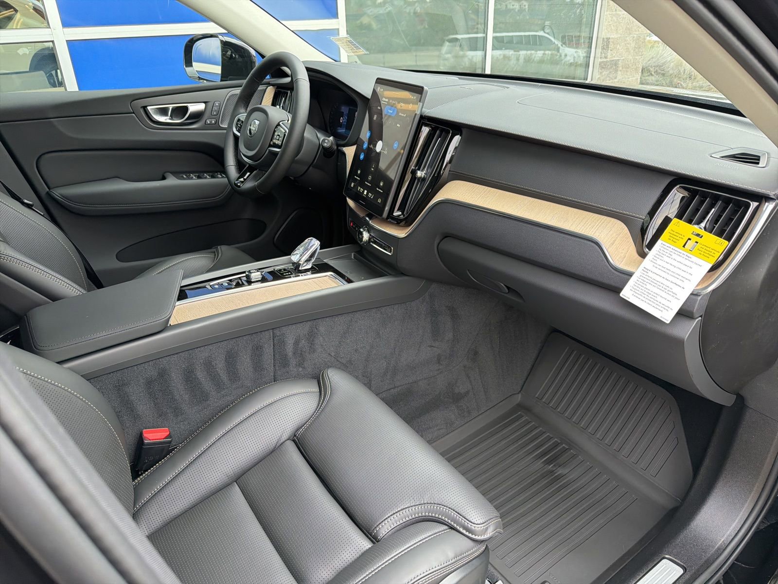 New 2026 Volvo XC60 B5 Ultra w/ Protection Package Premier AWD/4WD image 27