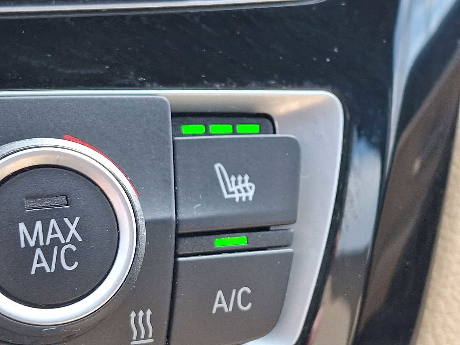 Used 2018 BMW 330i xDrive Sedan image 24