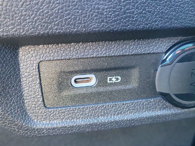 Certified 2024 Volkswagen Tiguan SEL R-Line AWD/4WD image 13