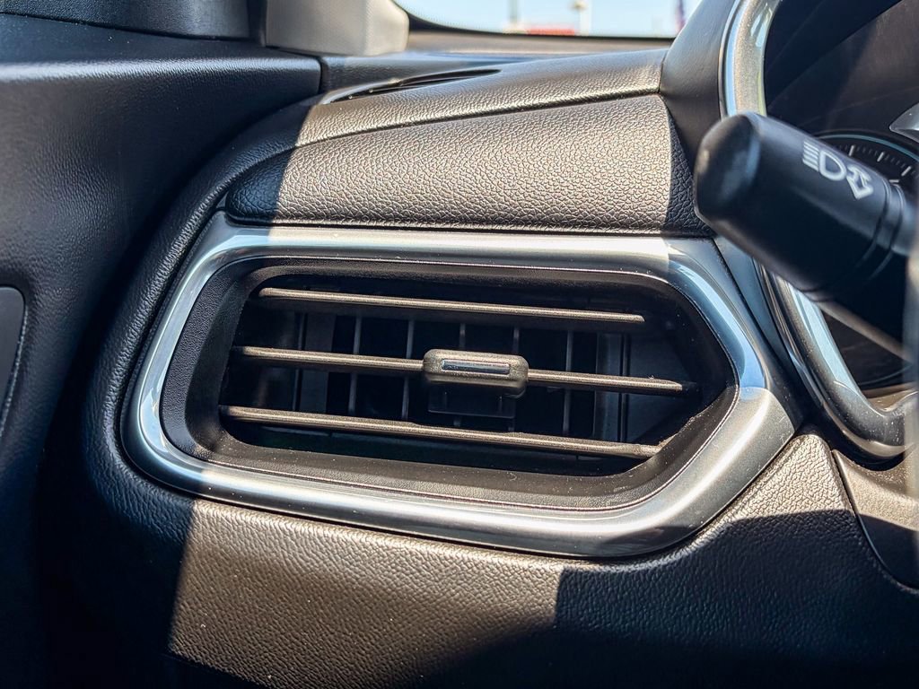 Used 2020 Chevrolet Equinox LT w/ Sport Edition FWD image 49