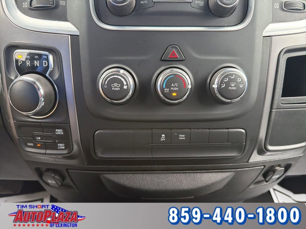 Used 2021 RAM 1500 Classic SLT image 11