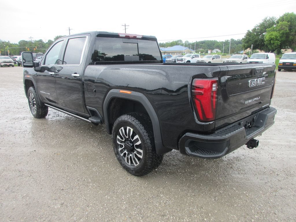 New 2026 GMC Sierra 2500 Denali Ultimate AWD/4WD image 9
