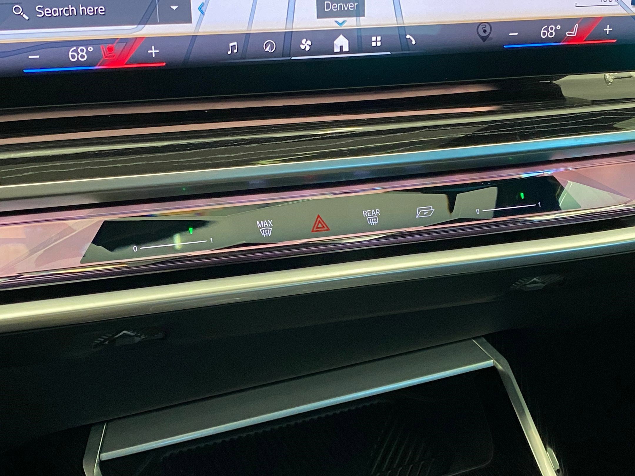 Certified 2024 BMW 750e xDrive image 19