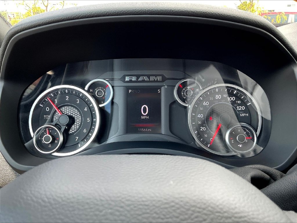 Used 2026 RAM 2500 Big Horn AWD/4WD image 16