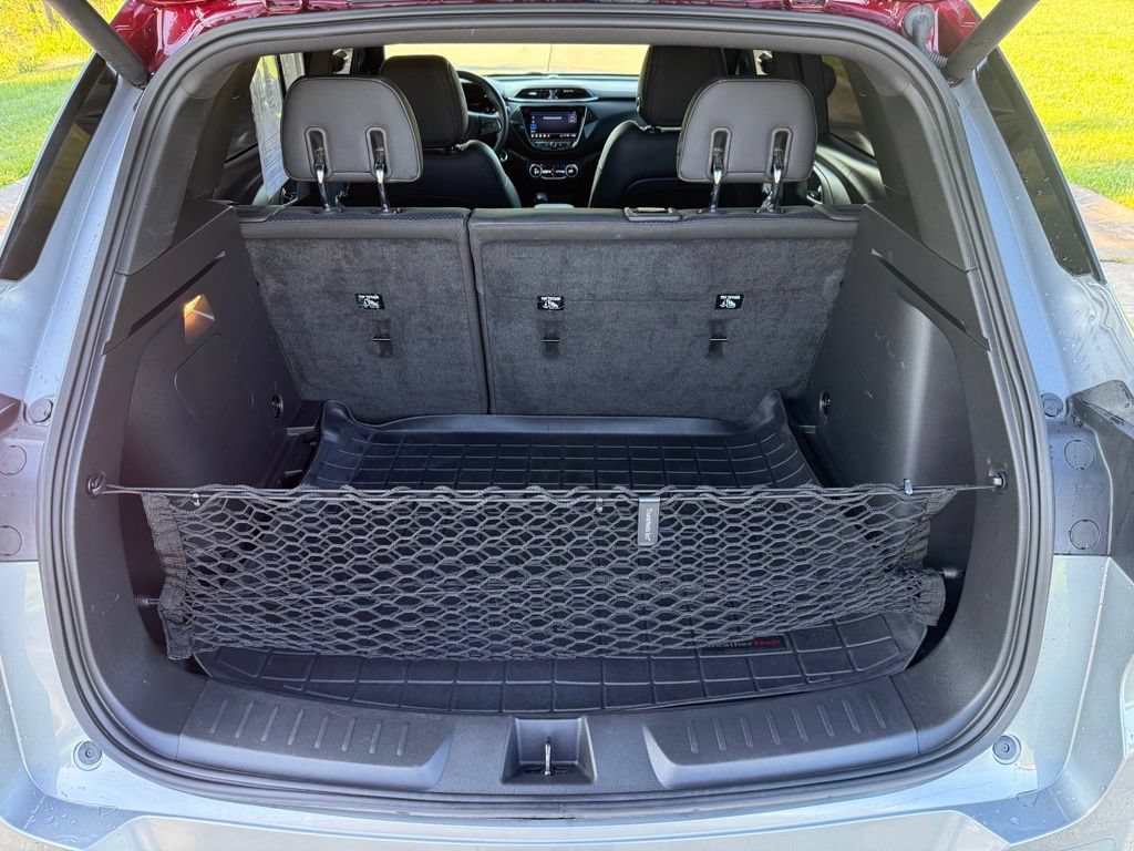 Used 2023 Chevrolet TrailBlazer RS w/ Sun and Liftgate Package AWD/4WD image 8