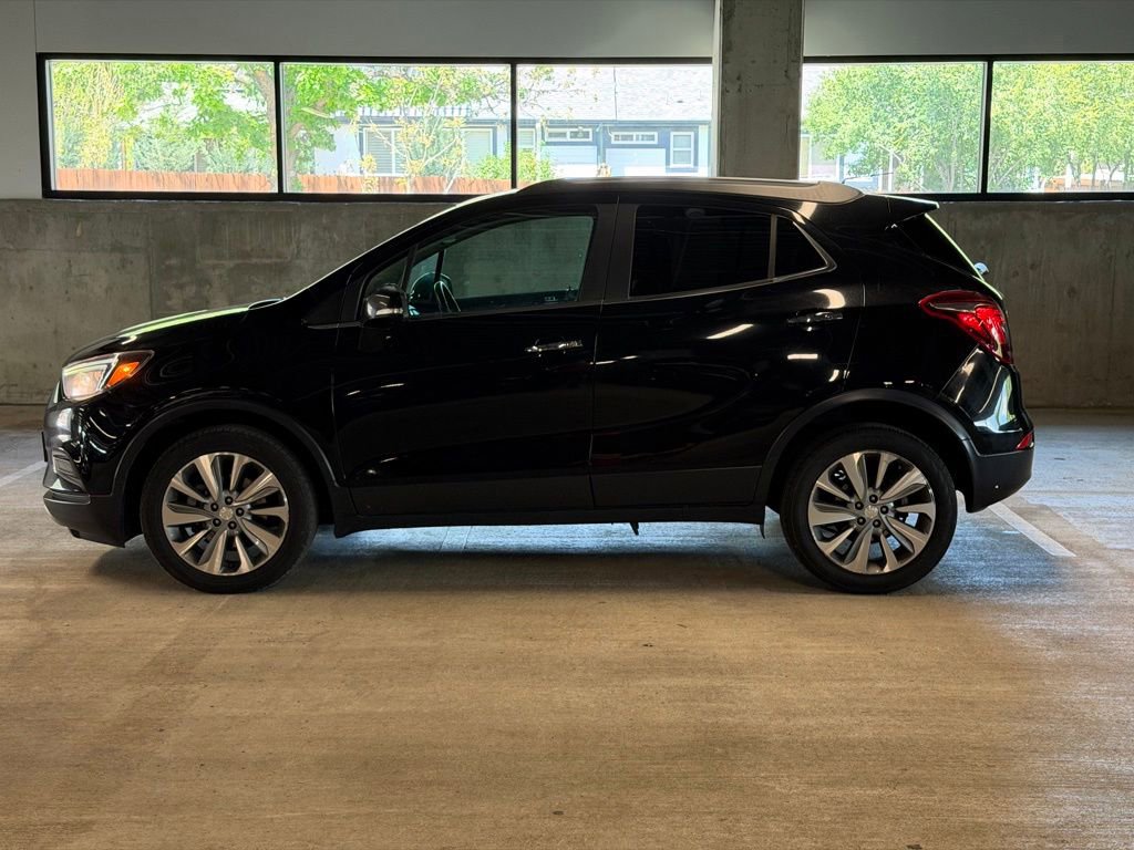 Used 2018 Buick Encore Preferred FWD image 2