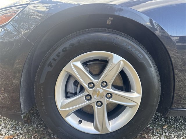 Used 2022 Chevrolet Malibu LS image 32