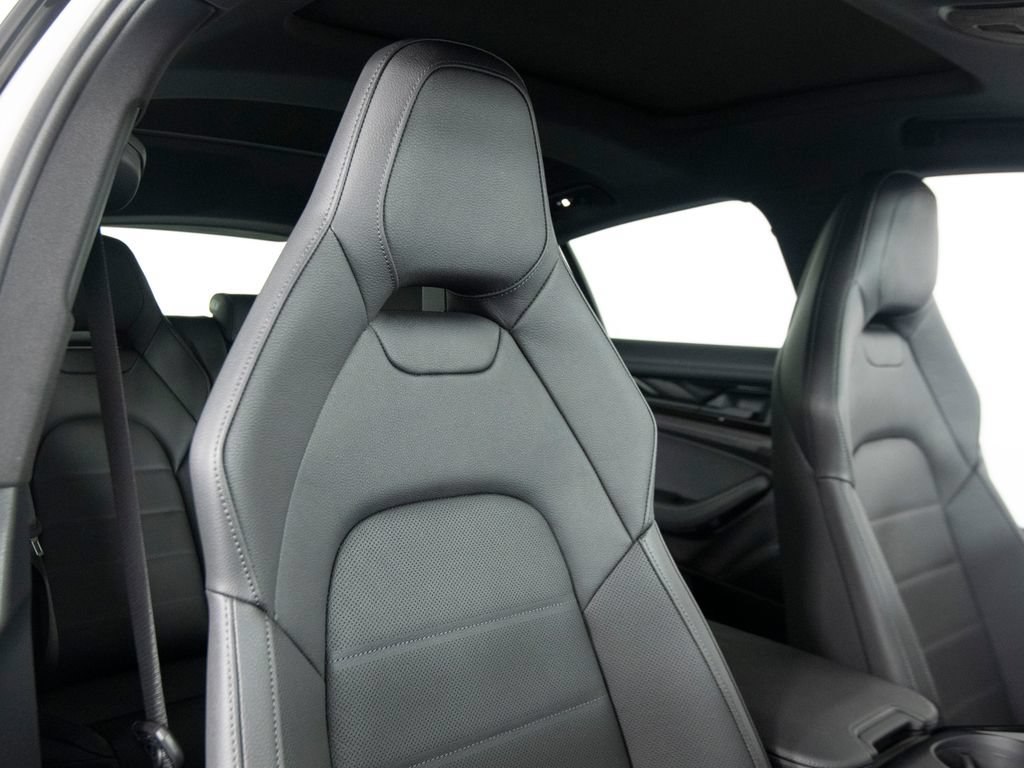 New 2026 Porsche Panamera 4 AWD/4WD image 36