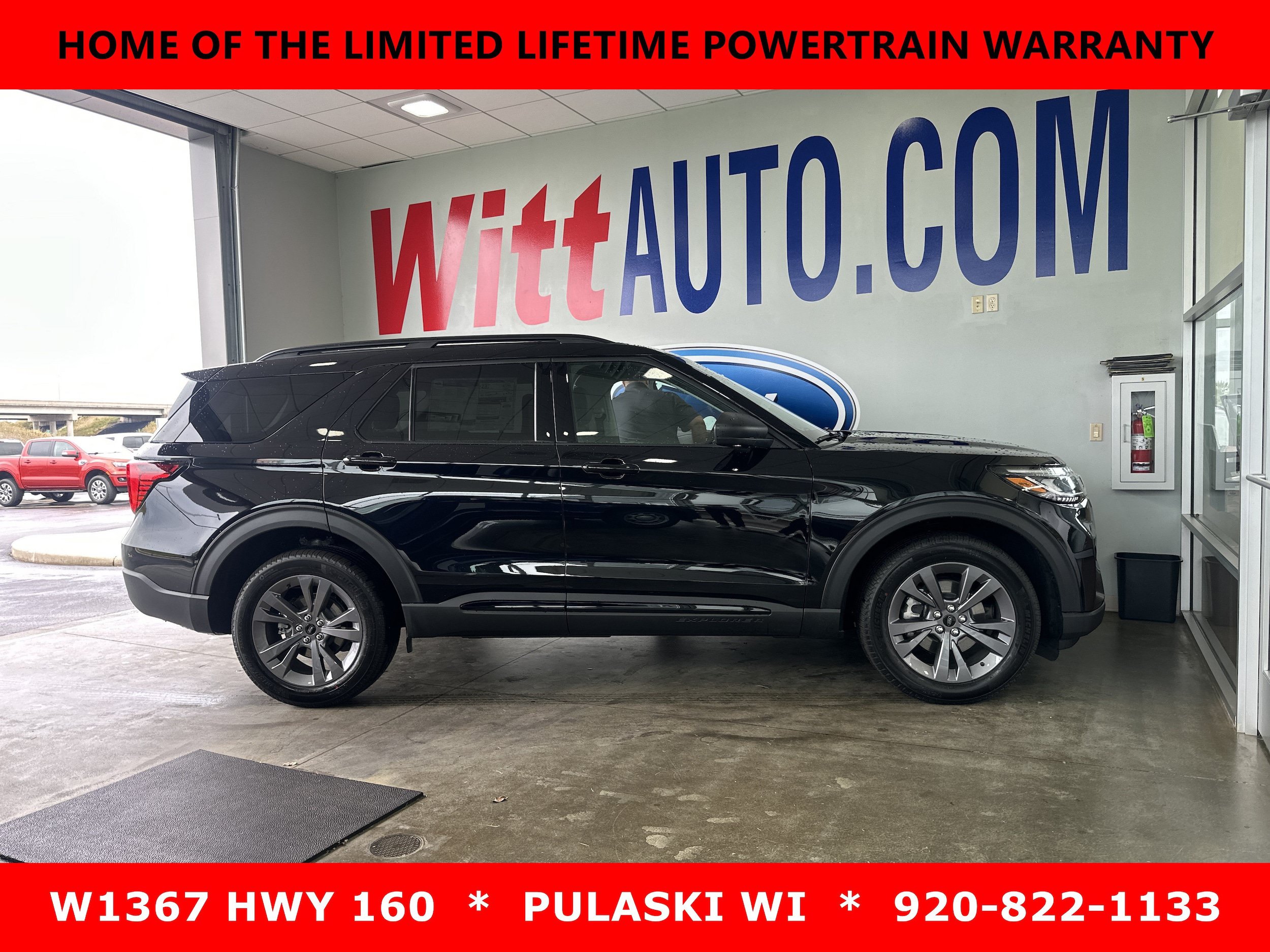 New 2026 Ford Explorer Active w/ Active Comfort Package AWD/4WD image 1