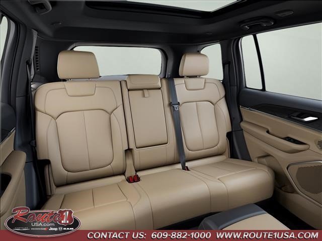 New 2026 Jeep Grand Cherokee Limited w/ MOPAR Finishing Package AWD/4WD image 16