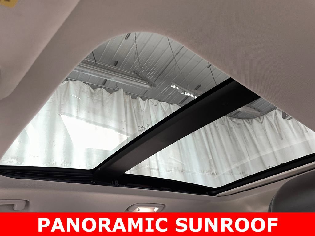 Used 2016 Lincoln MKC Reserve w/ Lincoln MKC Climate Package image 5