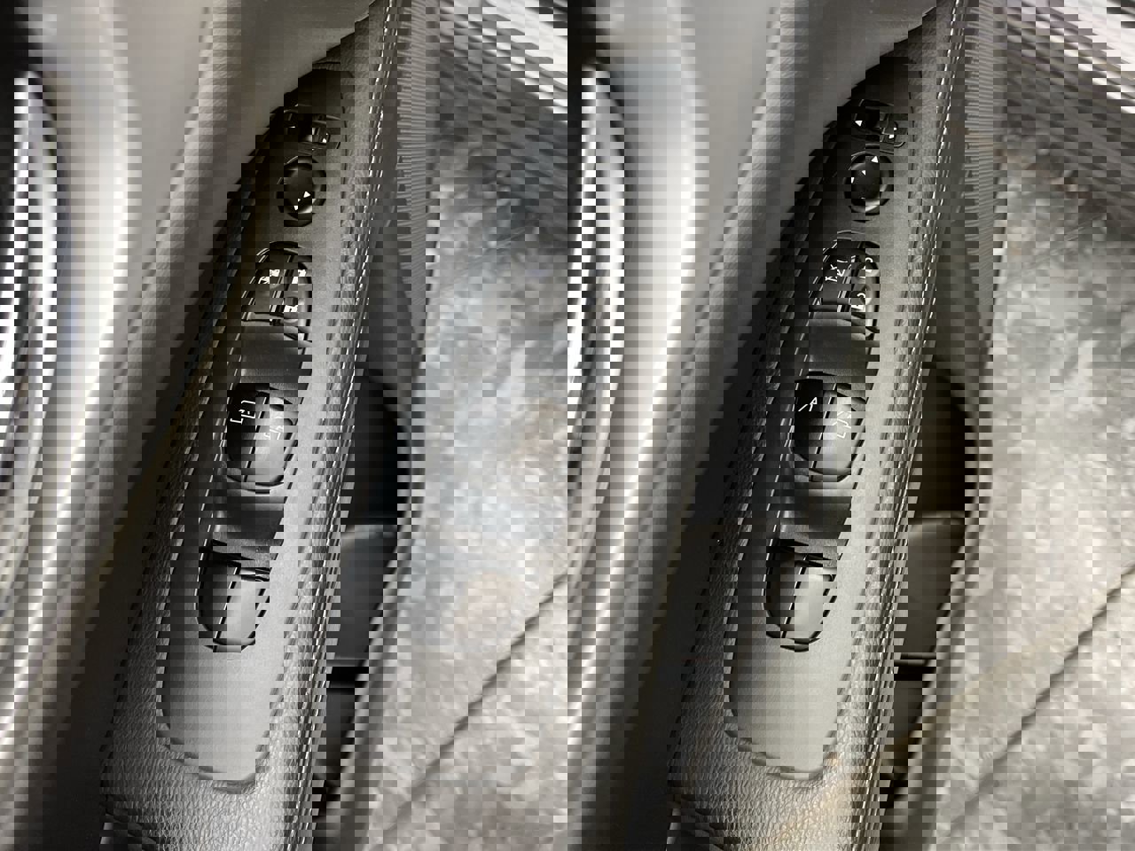 Used 2019 Nissan Pathfinder Platinum image 9