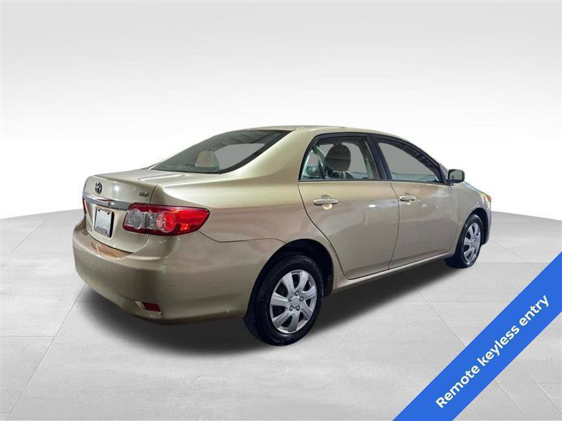 Used 2011 Toyota Corolla LE FWD image 5