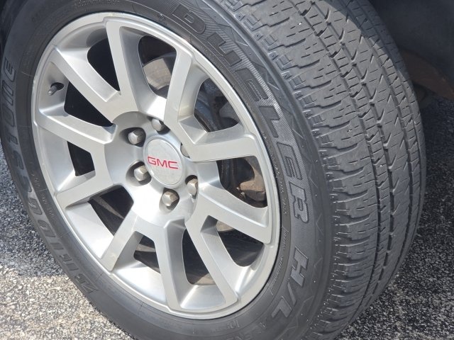 Used 2017 GMC Yukon XL Denali w/ Open Road Package AWD/4WD image 11