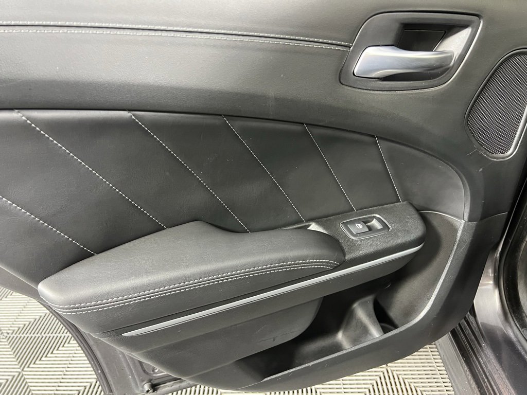 Certified 2022 Dodge Charger Scat Pack w/ Plus Group image 27