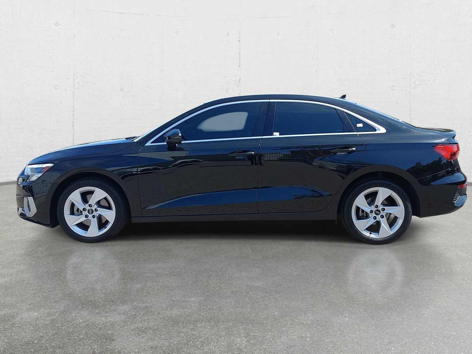 Used 2023 Audi A3 2.0T Premium w/ Convenience Package AWD/4WD image 8