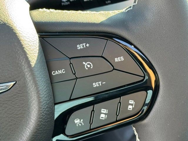 New 2026 Chrysler Pacifica Limited w/ S Appearance Package image 17