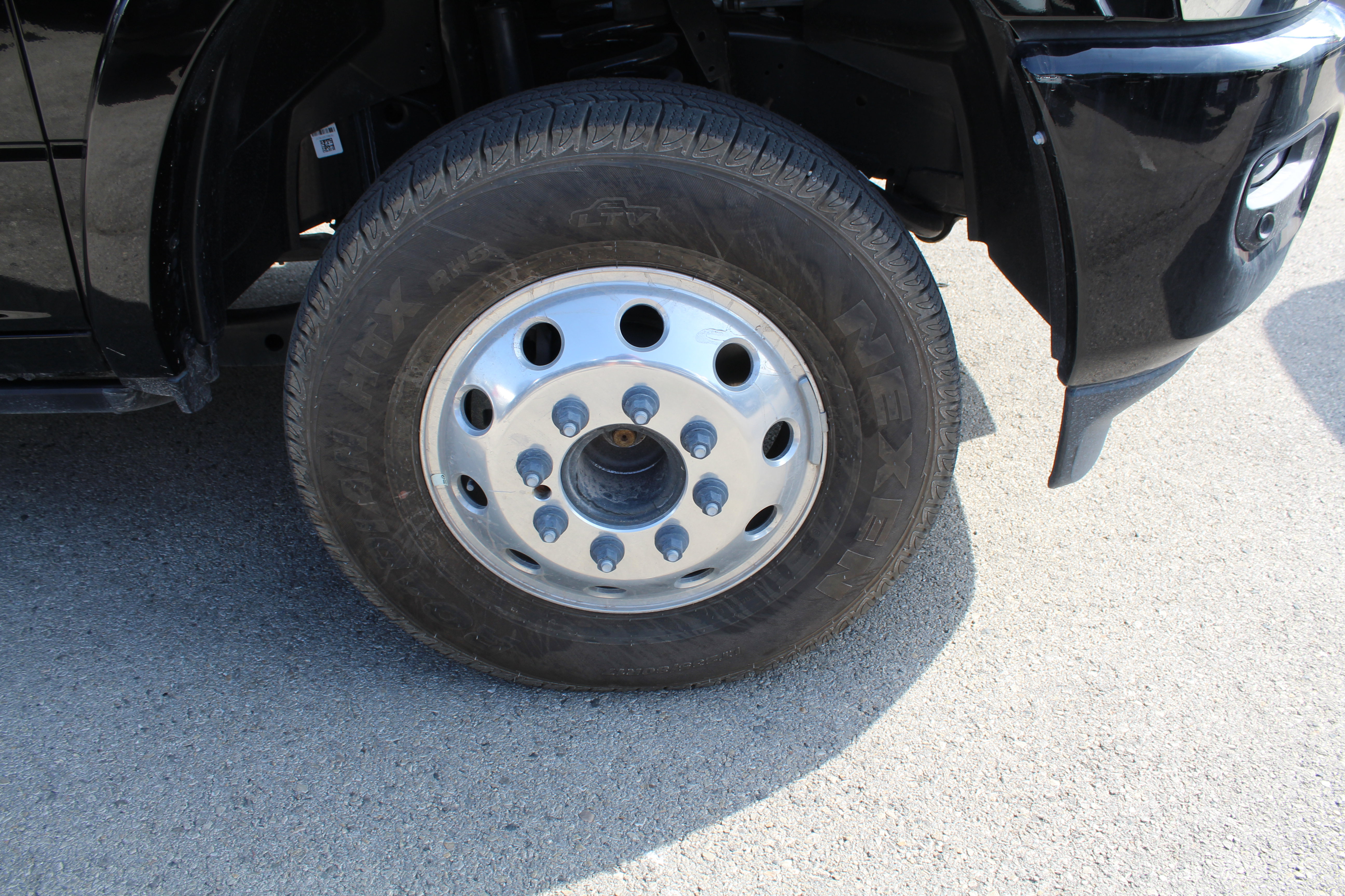 New 2025 RAM 3500 Limited image 4