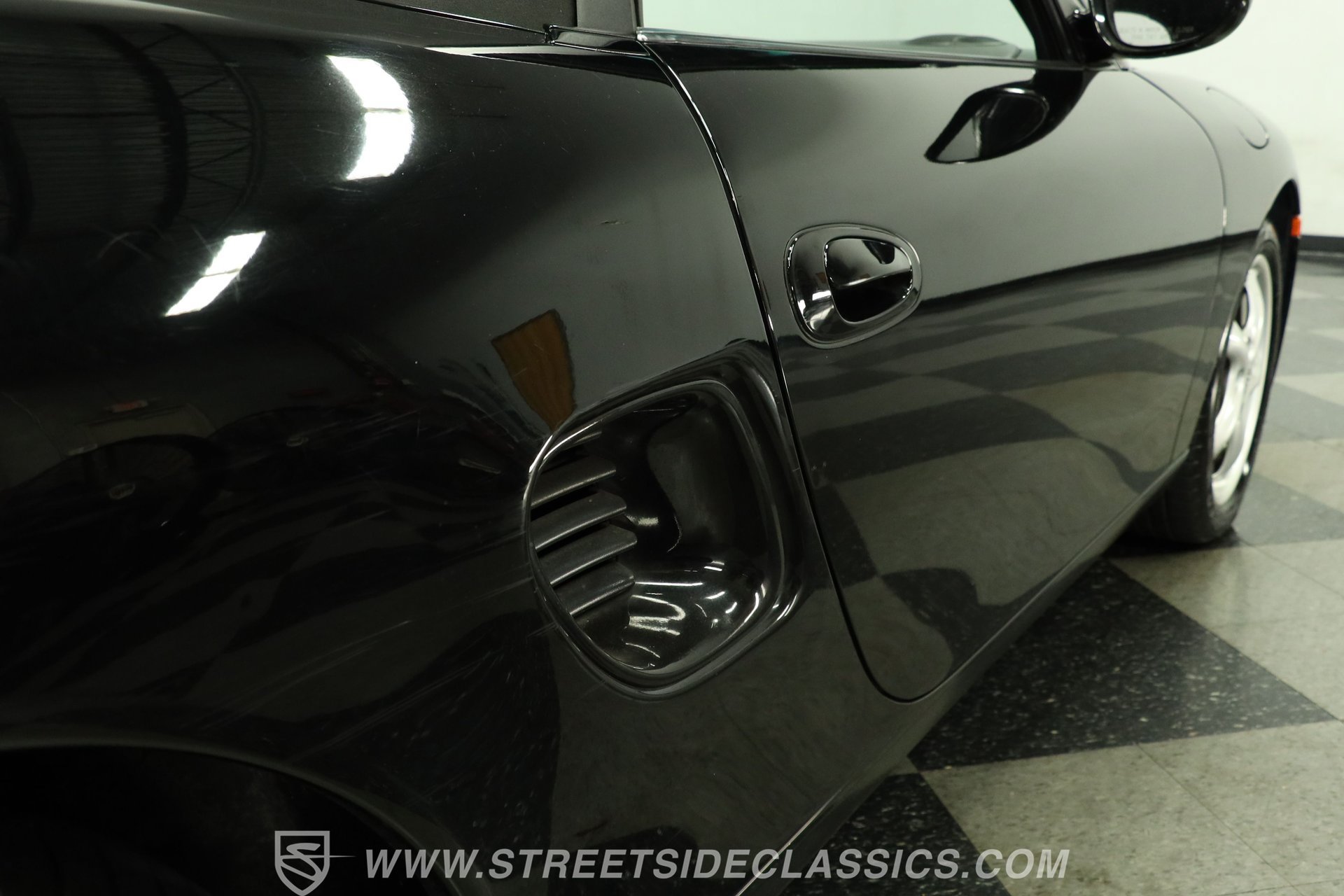 Used 1999 Porsche Boxster RWD image 27