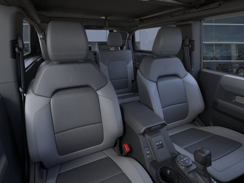 New 2024 Ford Bronco Black Diamond w/ Sasquatch Package image 11