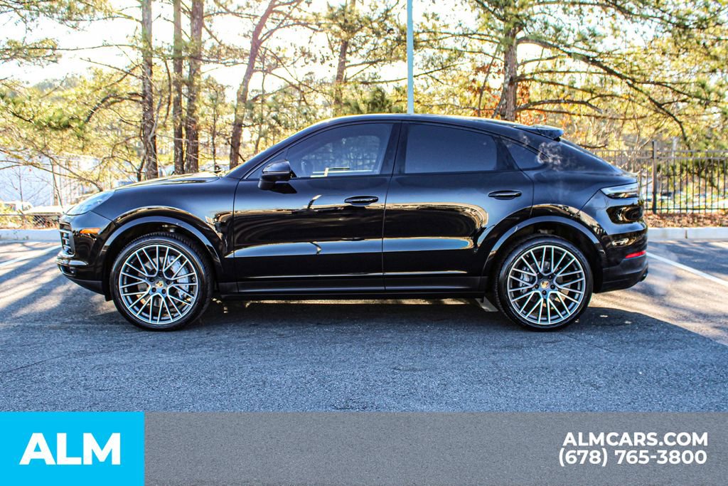Used 2023 Porsche Cayenne Platinum Edition image 6