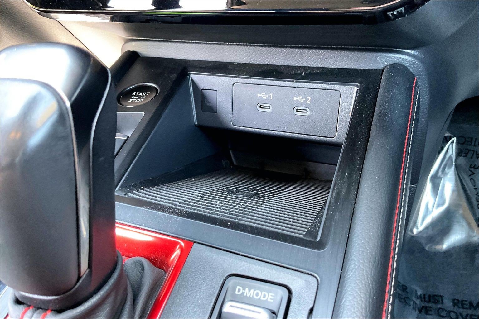 Used 2025 Nissan Kicks SR FWD image 35